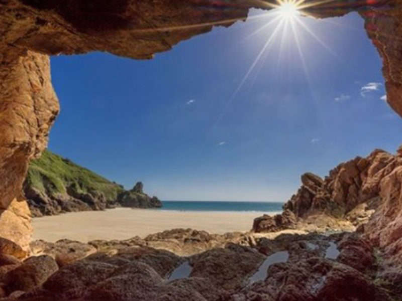 Guernsey Cave